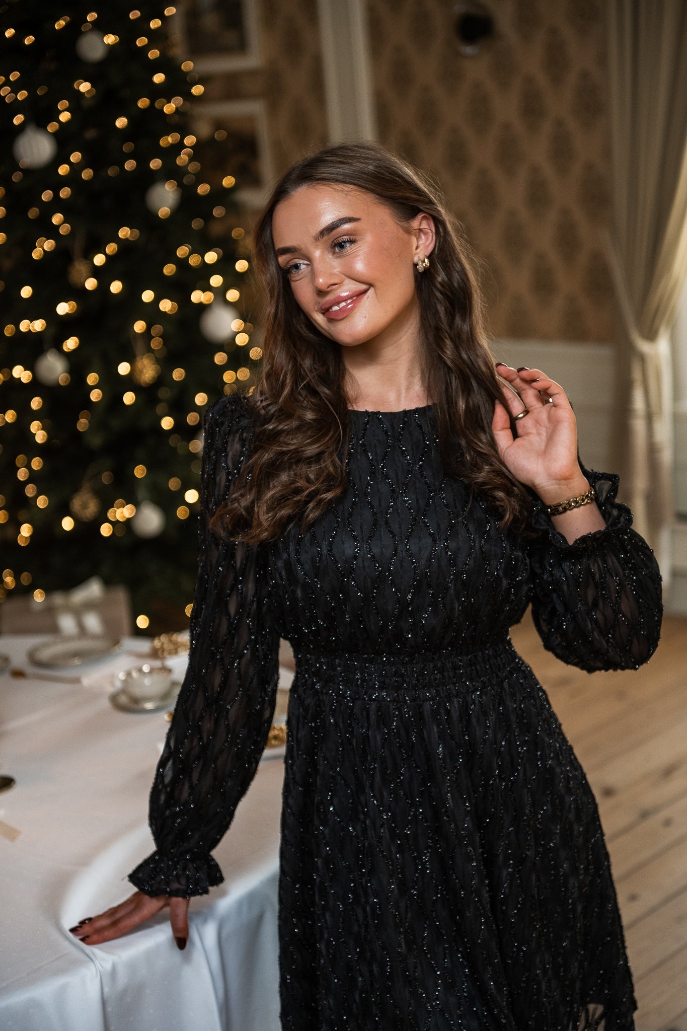 AWNOLITA Dress - Black